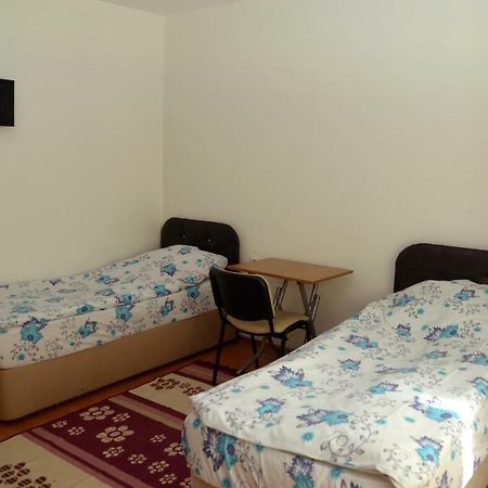 Vatan Yurt Hostel Istanbul Exterior photo